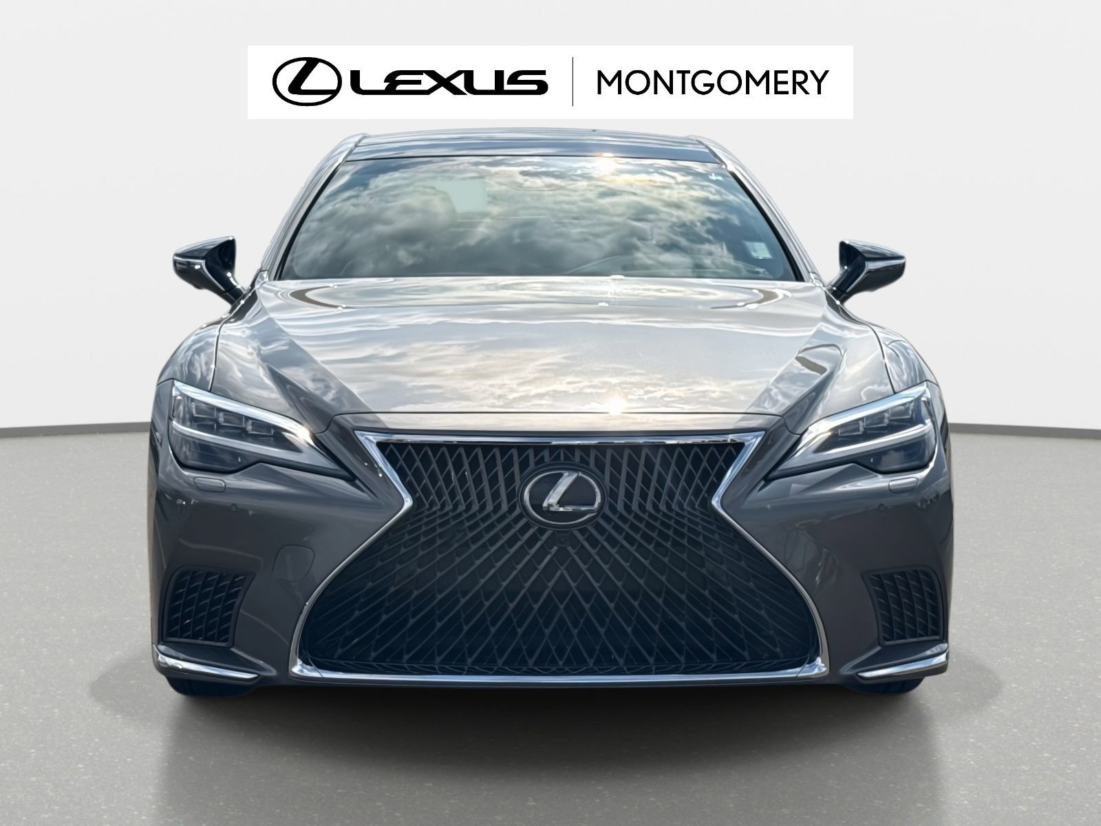 Used 2023 Lexus LS 500 w/ Interior Upgrade Package image 8