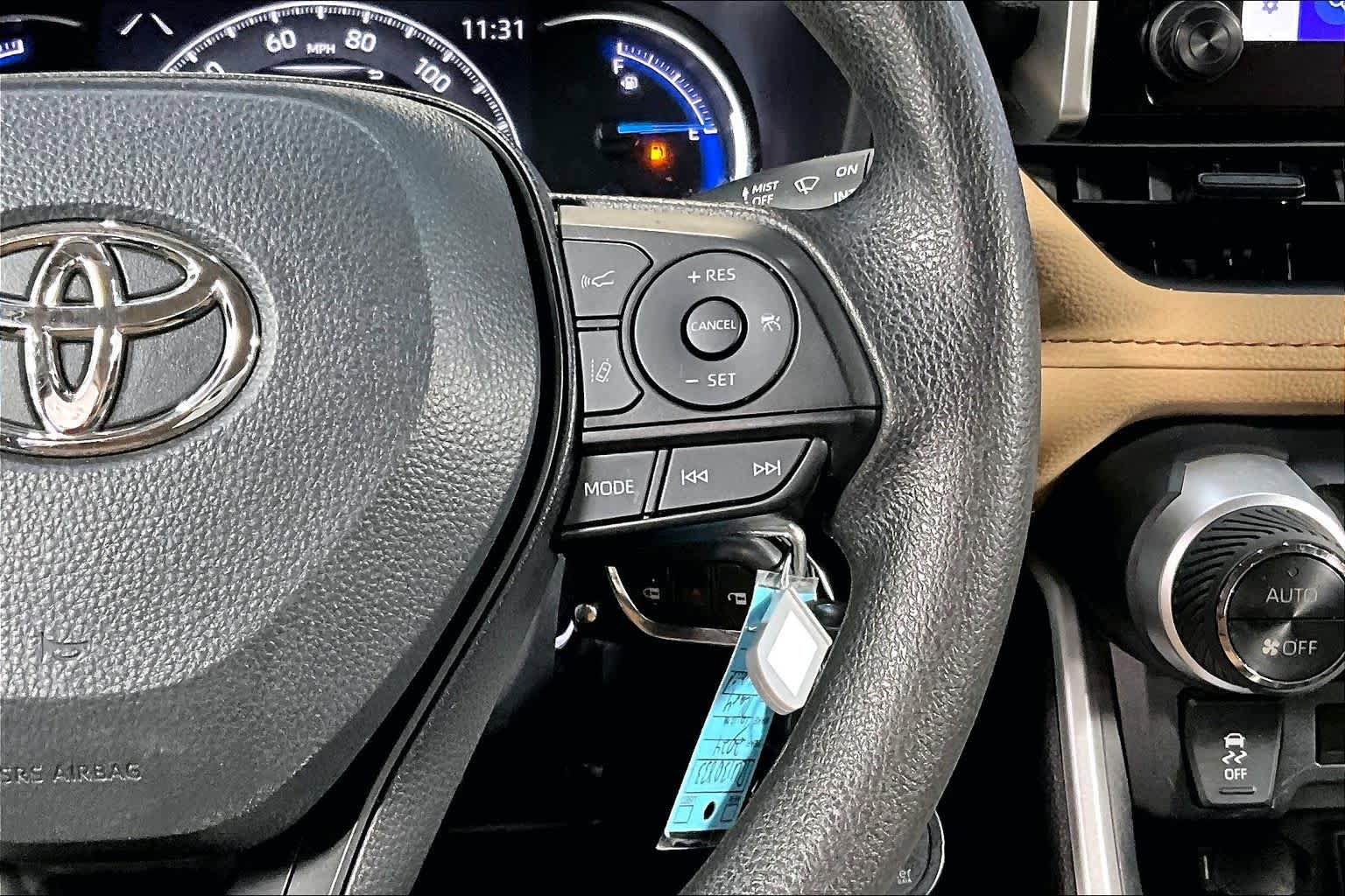 Certified 2024 Toyota RAV4 LE AWD/4WD image 24