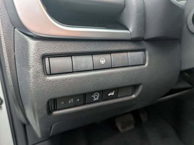 New 2026 Nissan Rogue SV image 17