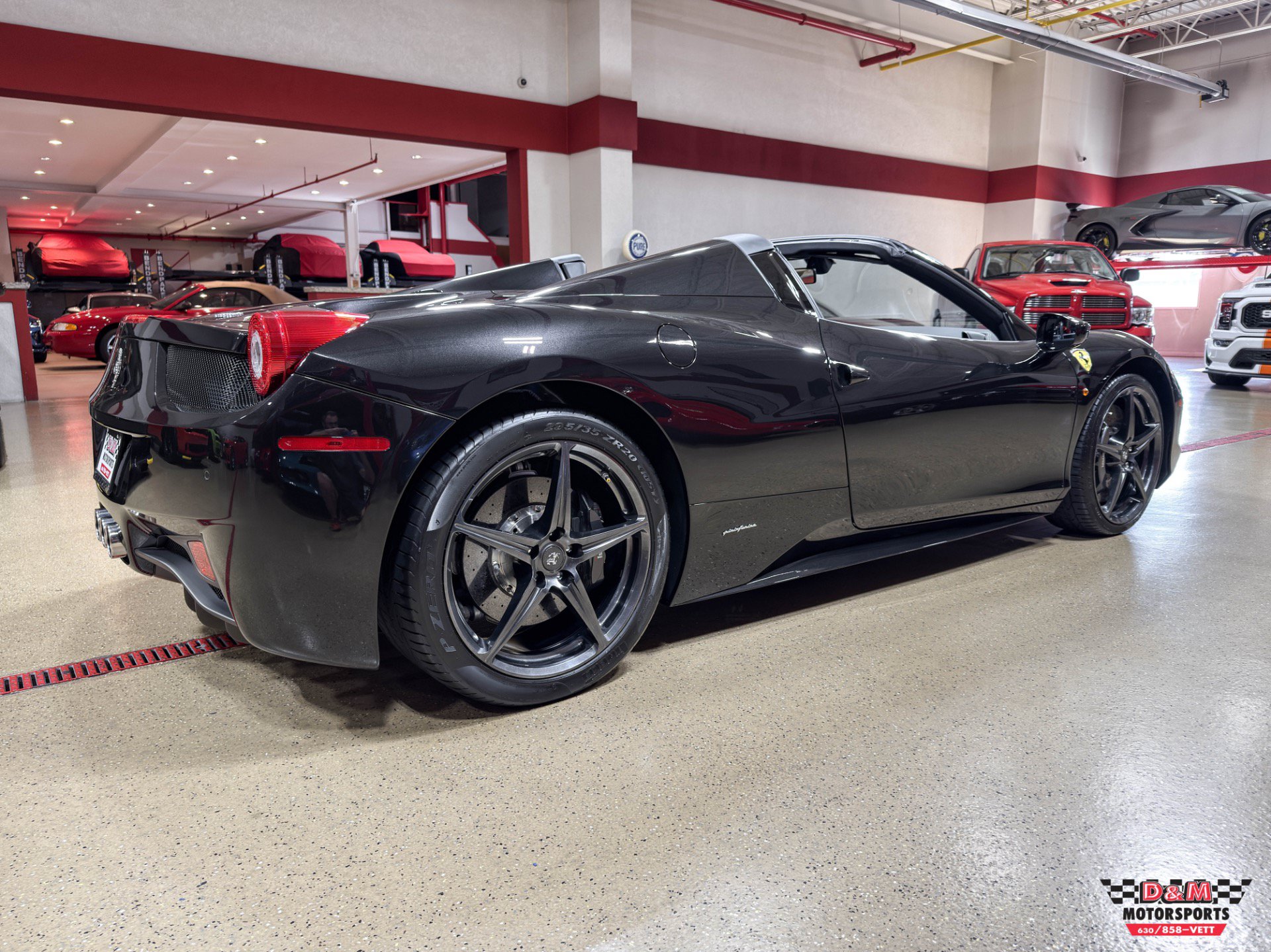 Used 2013 Ferrari 458 Spider RWD image 7