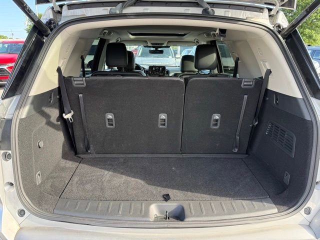 Used 2024 Nissan Pathfinder SL w/ SL Premium Package image 29