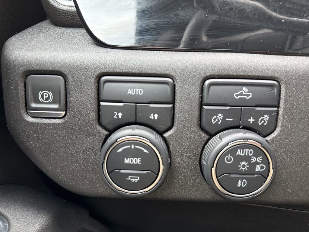 Used 2024 Chevrolet Silverado 1500 RST w/ Protection Package image 11