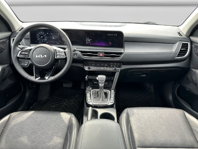 Used 2024 Kia Seltos EX AWD/4WD image 17