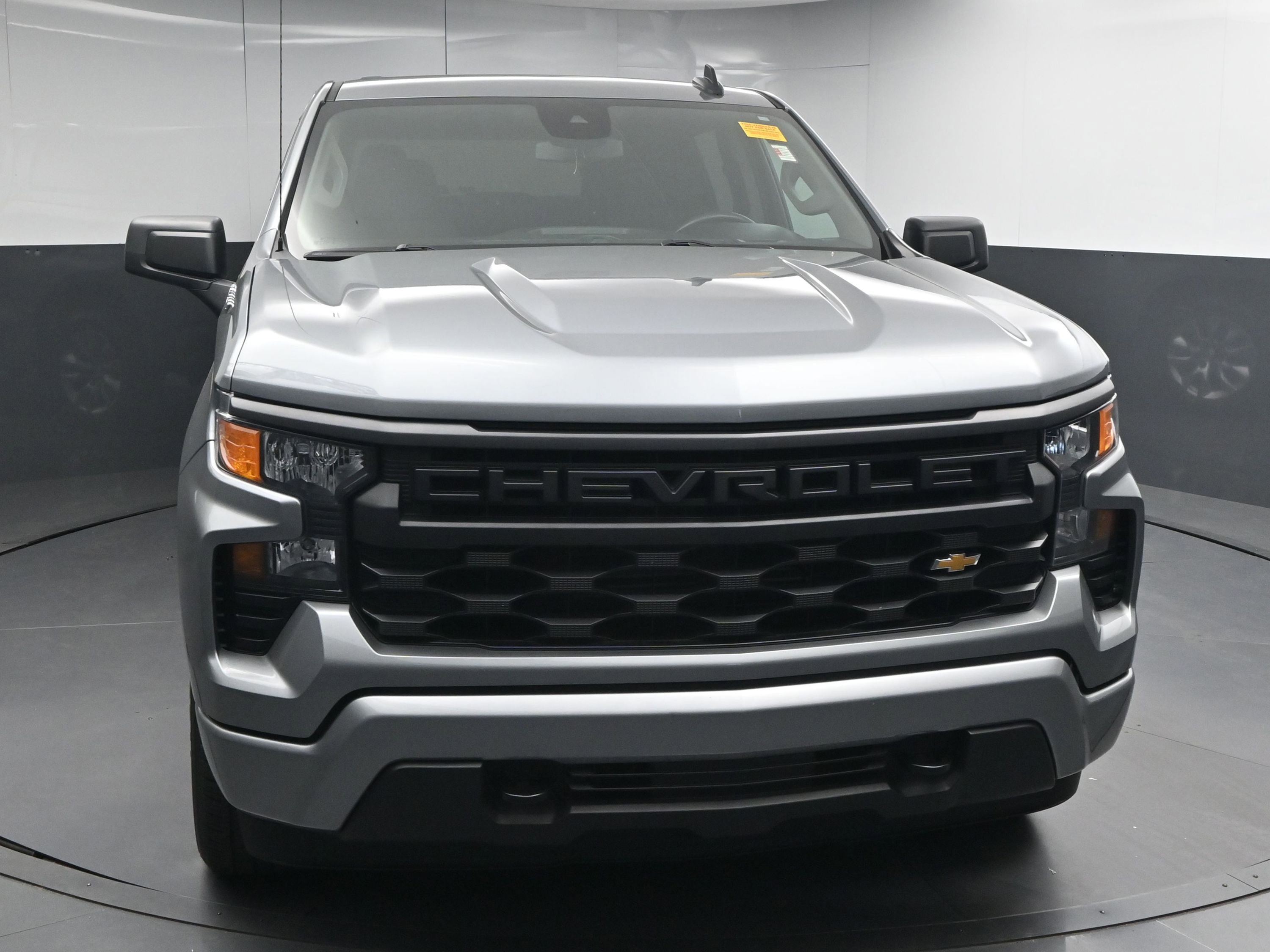 Used 2024 Chevrolet Silverado 1500 Custom image 7