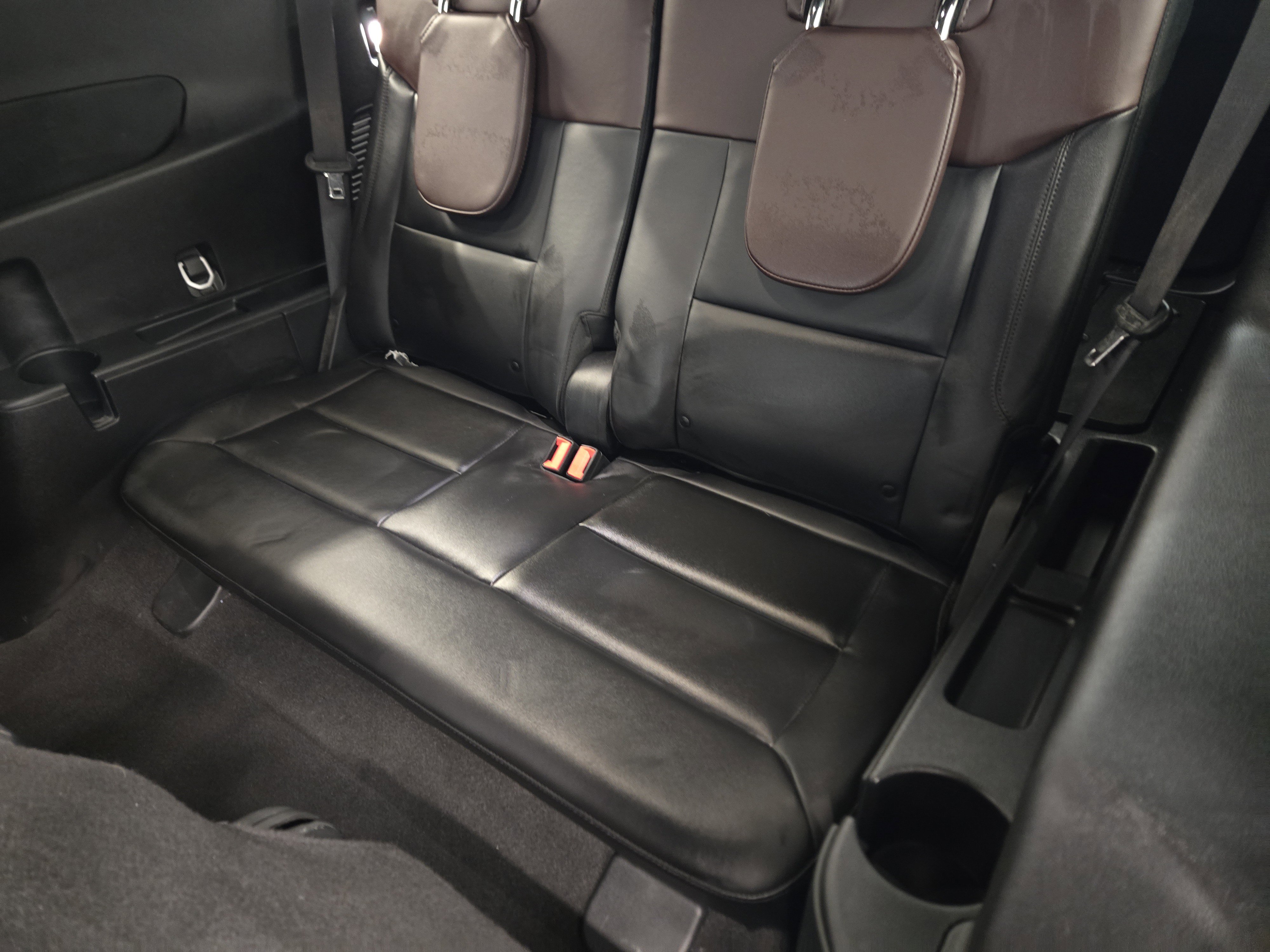 Used 2023 Ford Explorer Platinum AWD/4WD image 28