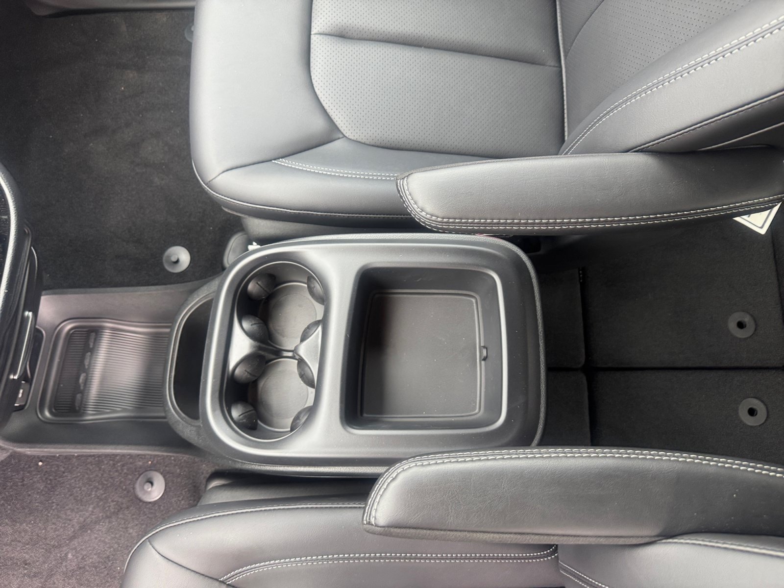 New 2026 Chrysler Voyager LX FWD image 15