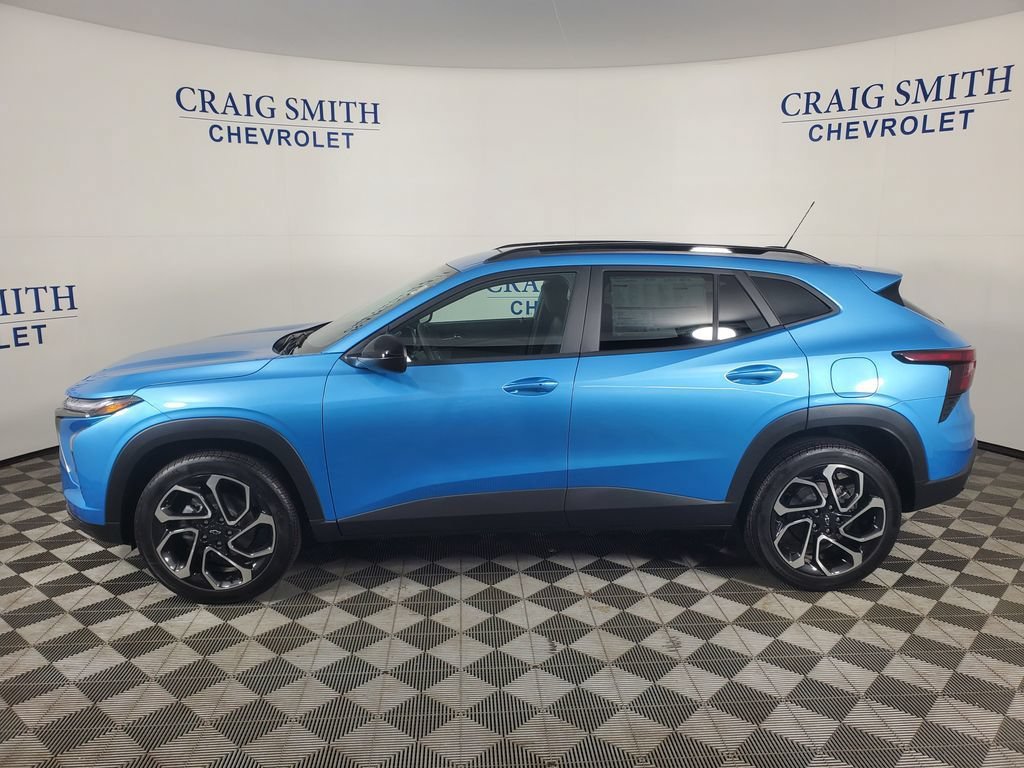 New 2026 Chevrolet Trax RS w/ Sunroof Package FWD image 1