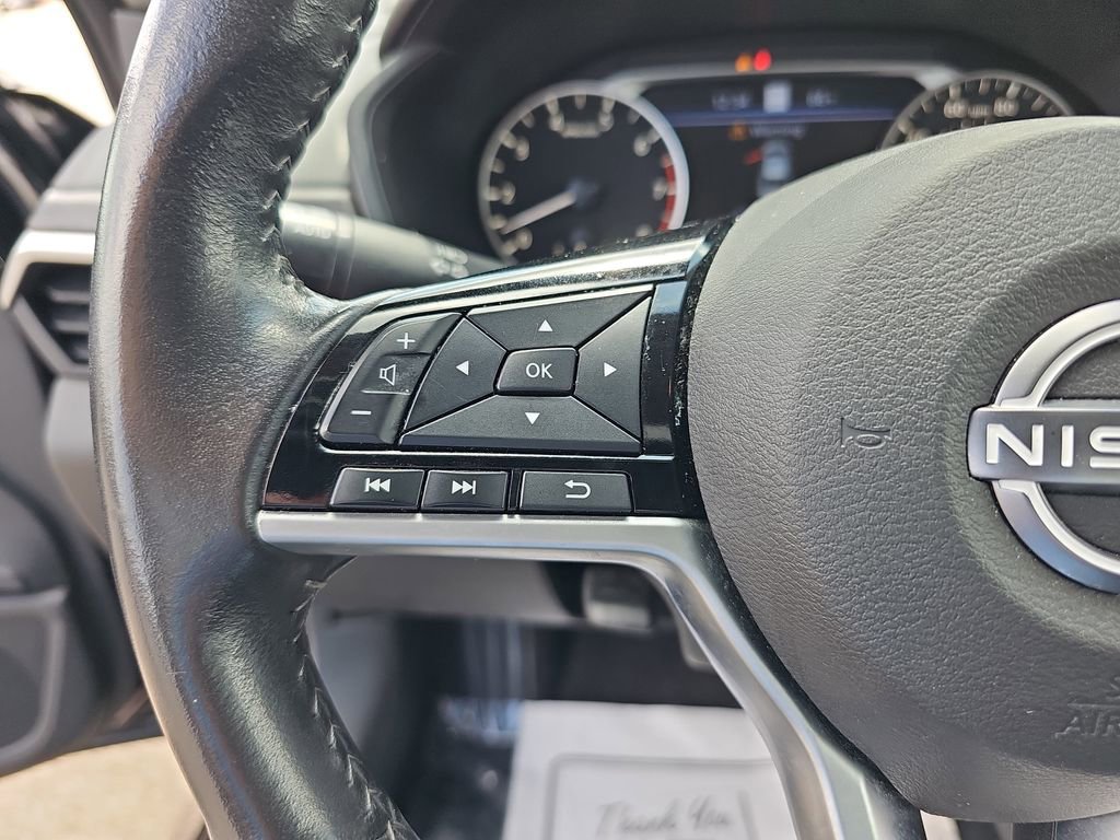 Used 2023 Nissan Altima 2.5 SV w/ SV Premium Package image 21