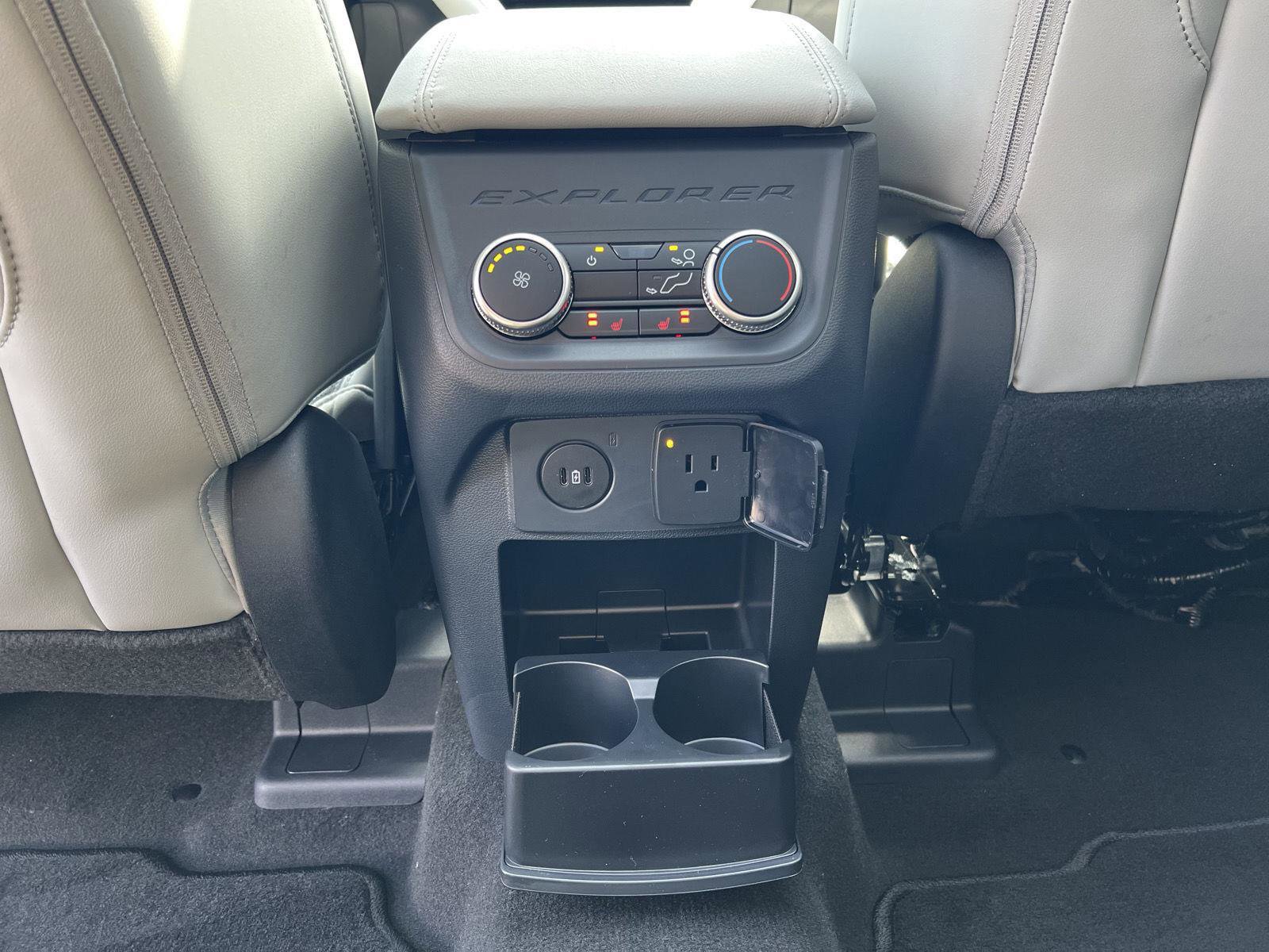 New 2026 Ford Explorer Platinum image 49