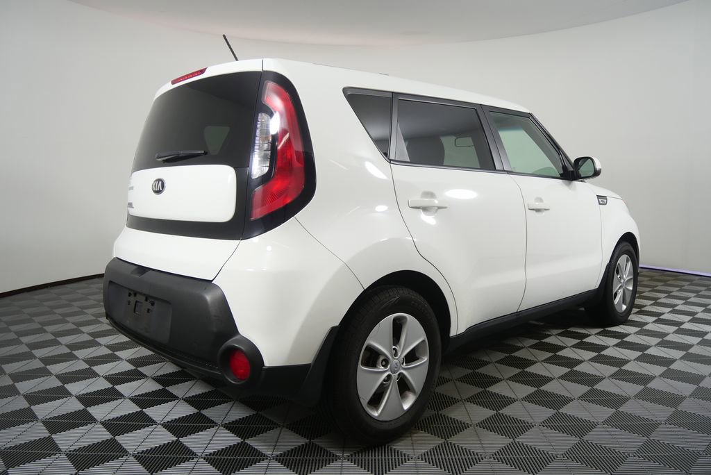 Used 2015 Kia Soul FWD image 3