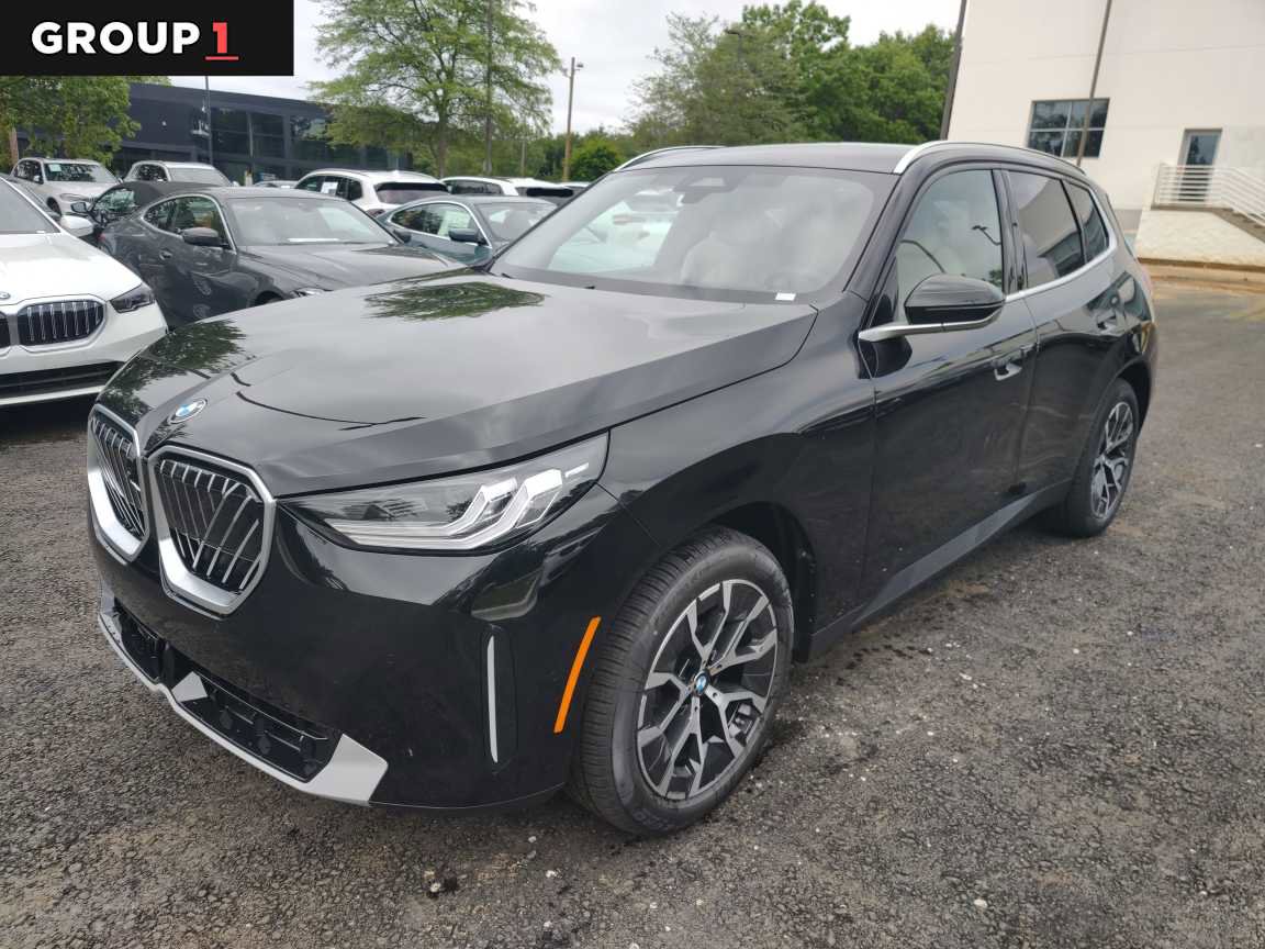 New 2025 BMW X3 xDrive30i w/ Premium Package