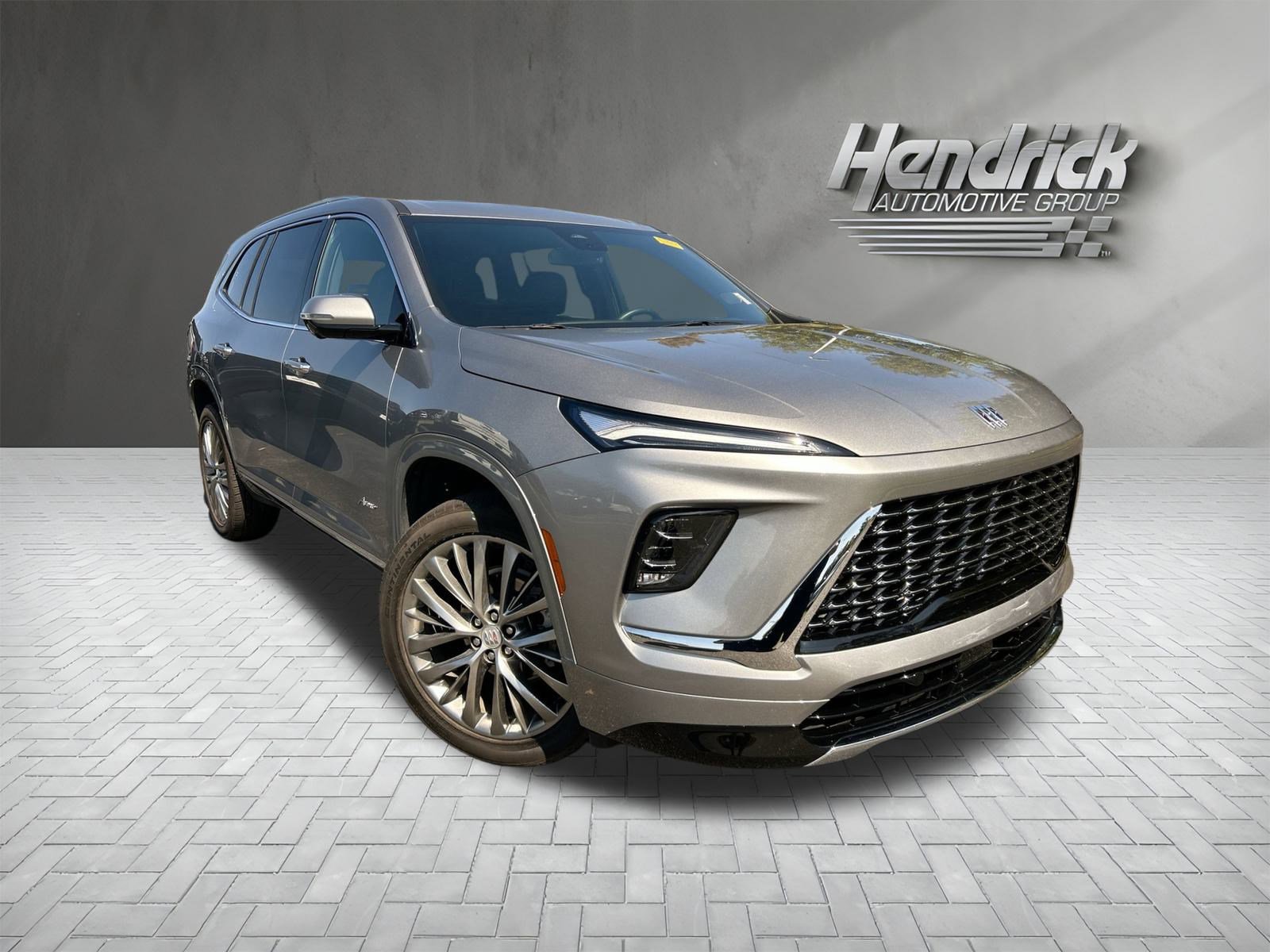Used 2025 Buick Enclave Avenir video 2