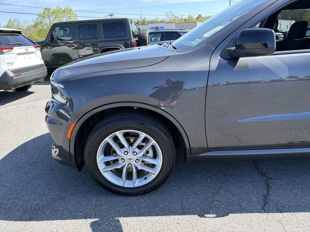 Used 2025 Dodge Durango GT AWD/4WD image 11