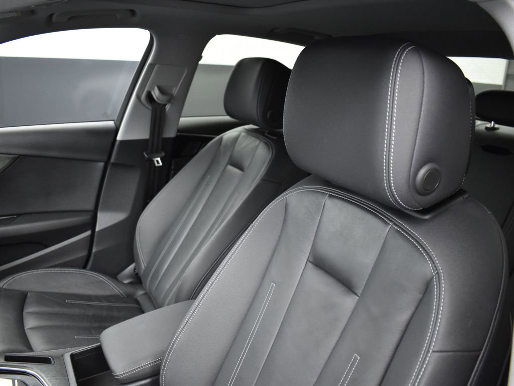 Used 2020 Audi A4 2.0T Premium w/ Convenience Package image 13