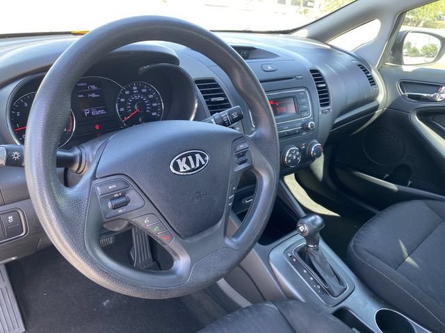 Used 2016 Kia Forte LX FWD image 17
