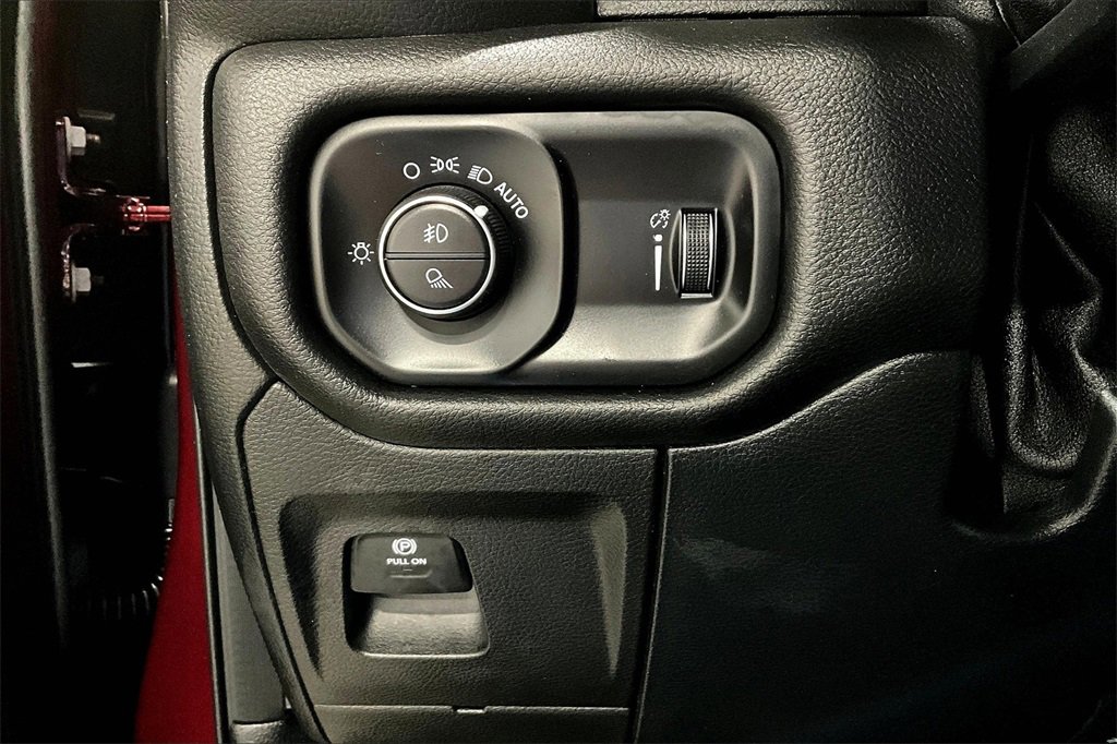 Used 2021 RAM 1500 Big Horn image 16