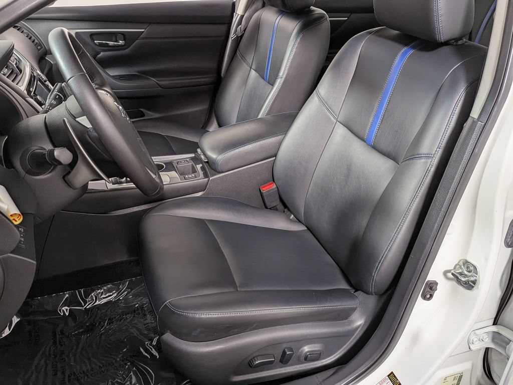Used 2018 Nissan Altima 2.5 SR w/ SR Special Edition FWD image 15