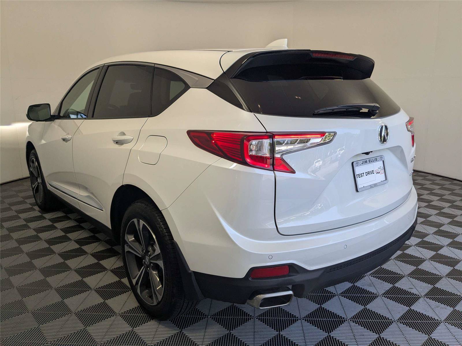 Used 2025 Acura RDX SH-AWD w/ Technology Package image 8