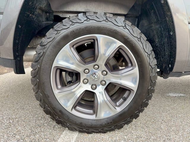 Used 2020 RAM 1500 Laramie AWD/4WD image 35