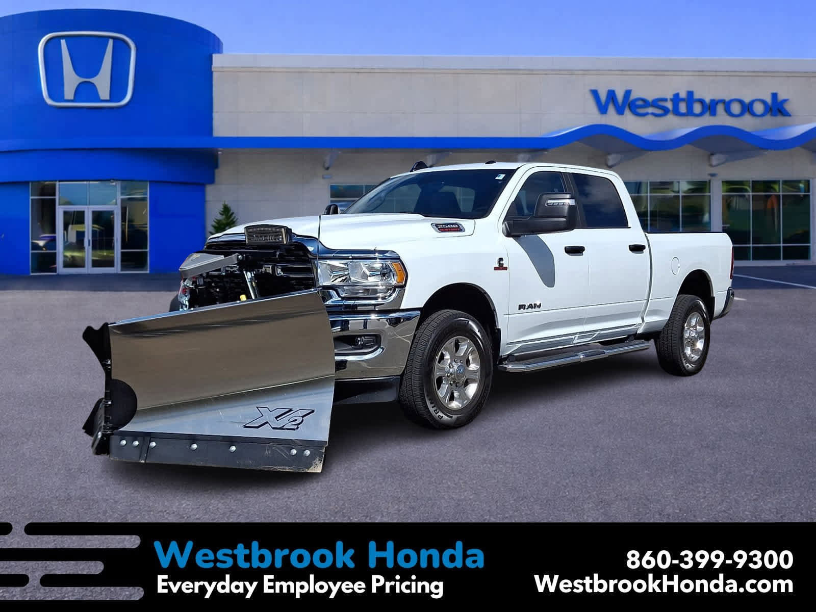 Used 2024 RAM 2500 Big Horn AWD/4WD image 1