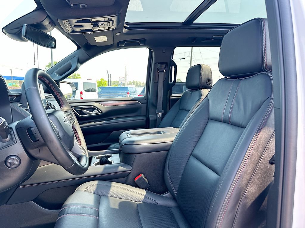 Used 2024 Chevrolet Tahoe RST w/ Luxury Package RWD image 8