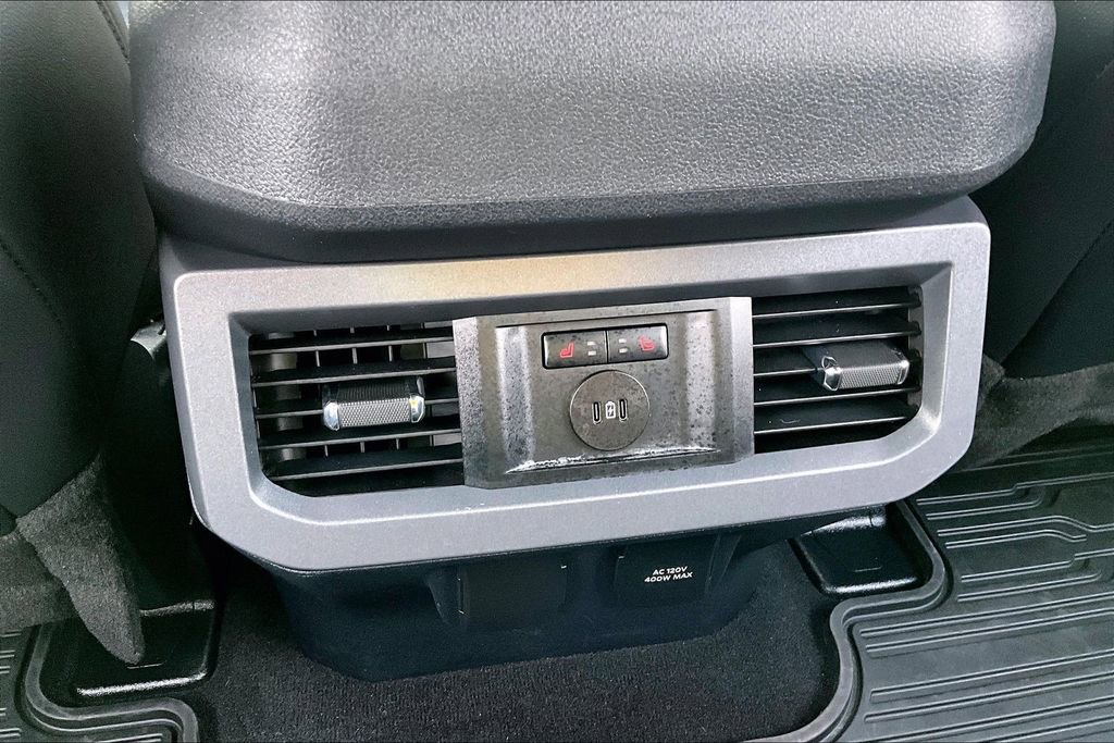 Used 2024 Ford F350 Lariat image 34