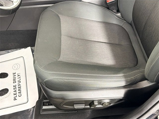 Used 2023 Jeep Grand Cherokee Laredo image 18