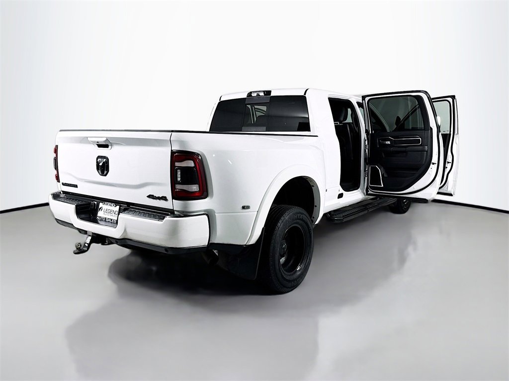 Used 2022 RAM 3500 Laramie w/ Night Edition image 28