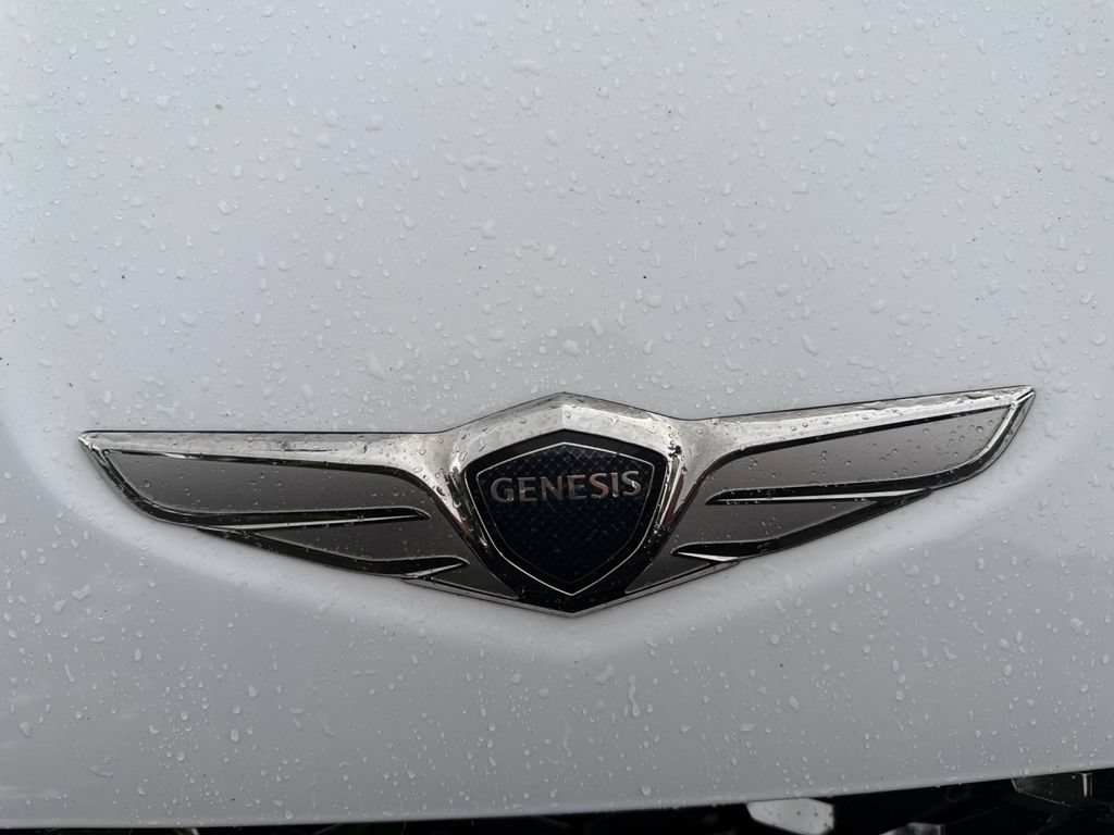 Used 2025 Genesis GV70 3.5T Sport w/ Sport Advanced Package AWD/4WD image 35