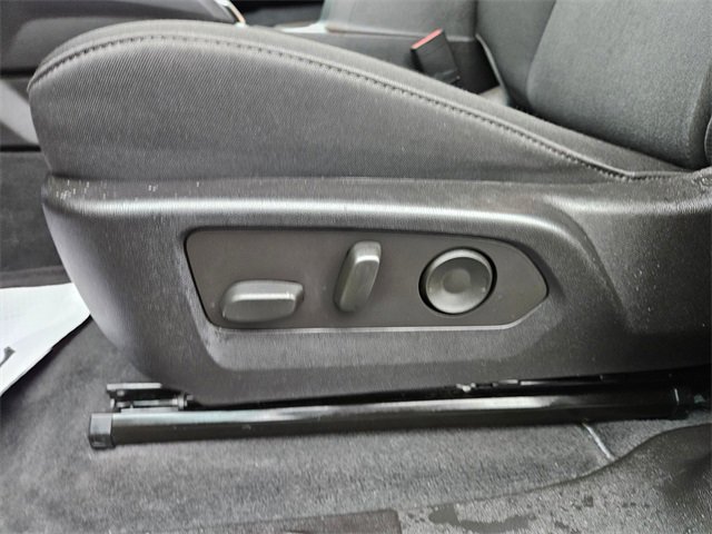 Used 2023 Chevrolet Colorado Trail Boss image 17