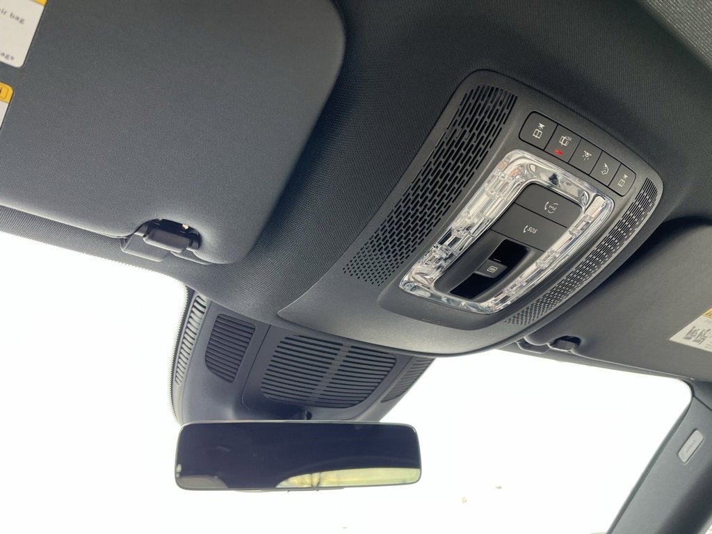 Used 2025 Mercedes-Benz GLS 450 4MATIC image 25