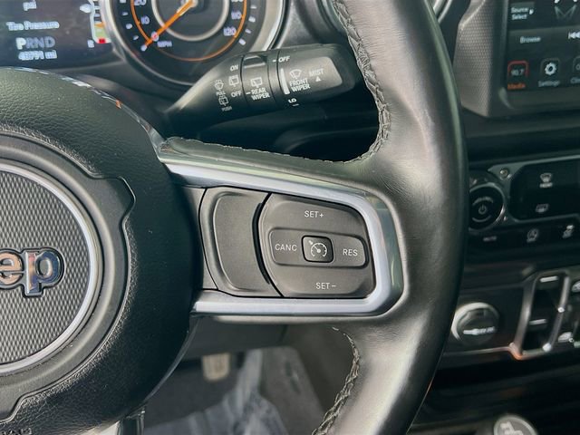 Used 2022 Jeep Wrangler Unlimited Sahara AWD/4WD image 18