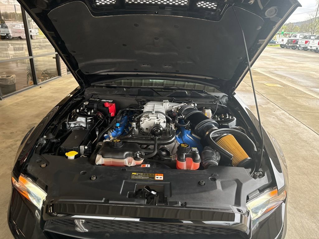 Used 2012 Ford Mustang Shelby GT500 w/ SVT Performance Pkg image 34