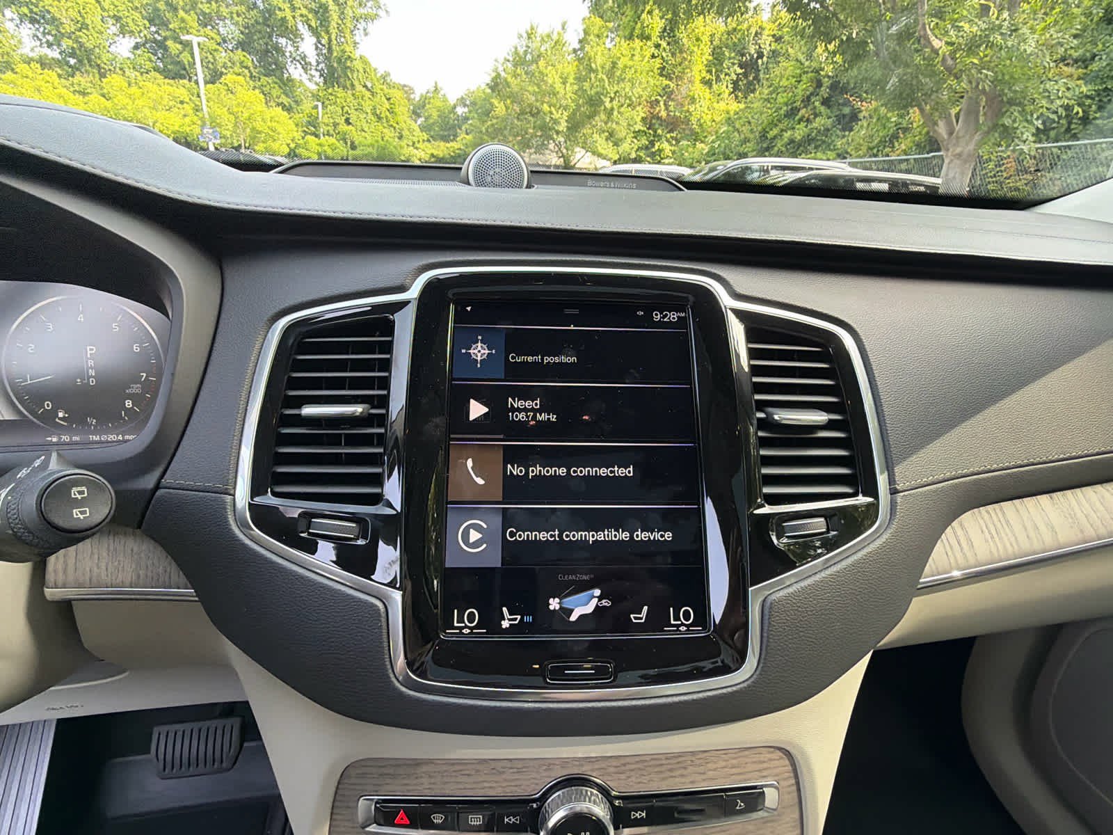 Used 2022 Volvo XC90 T6 Inscription w/ Lounge Package AWD/4WD image 29