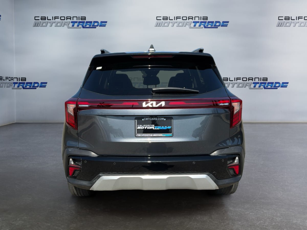 Used 2026 Kia Seltos EX FWD image 6