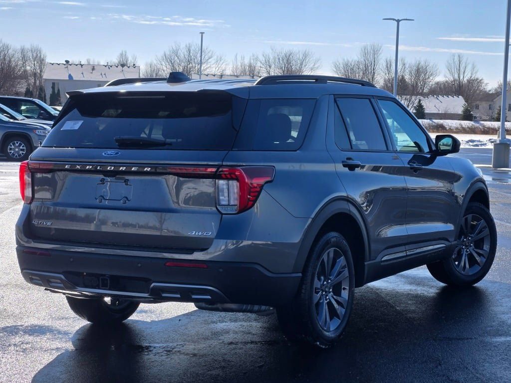 New 2026 Ford Explorer Active w/ Active Comfort Package image 10