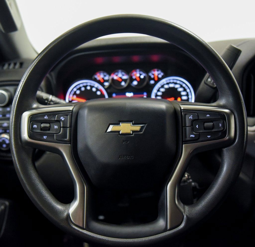 Used 2021 Chevrolet Silverado 1500 Custom w/ Safety Confidence Package image 21