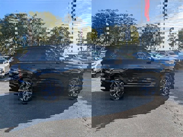 New 2026 Cadillac Vistiq Sport w/ LPO, Floor Liner Package image 6