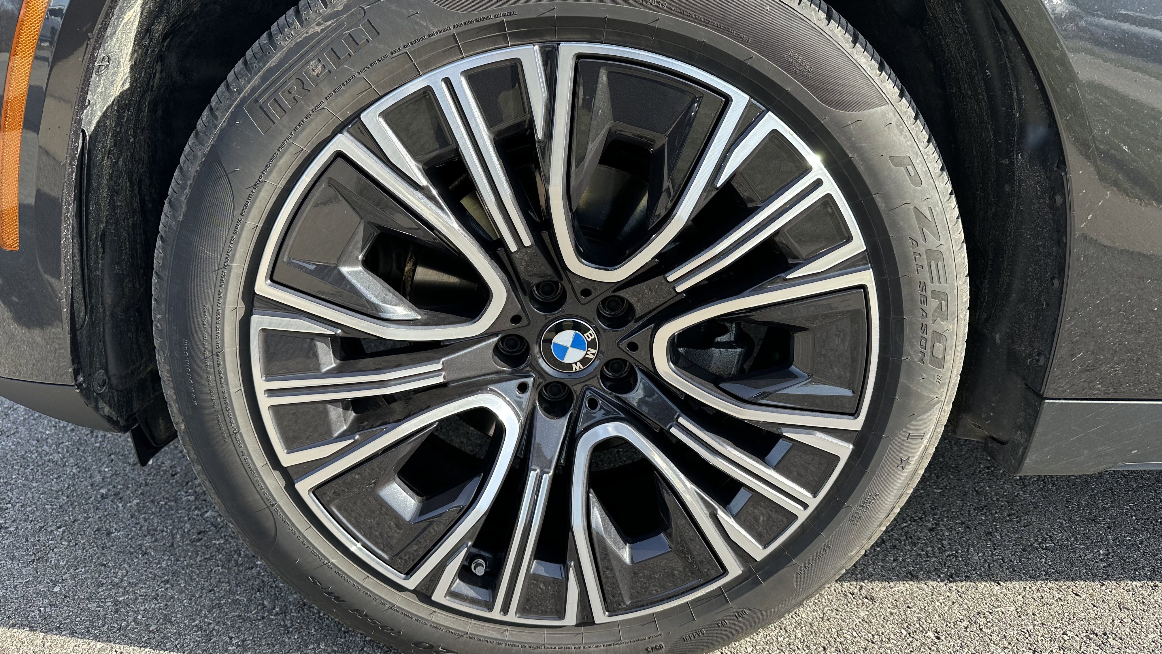 Used 2025 BMW X3 xDrive30i image 12