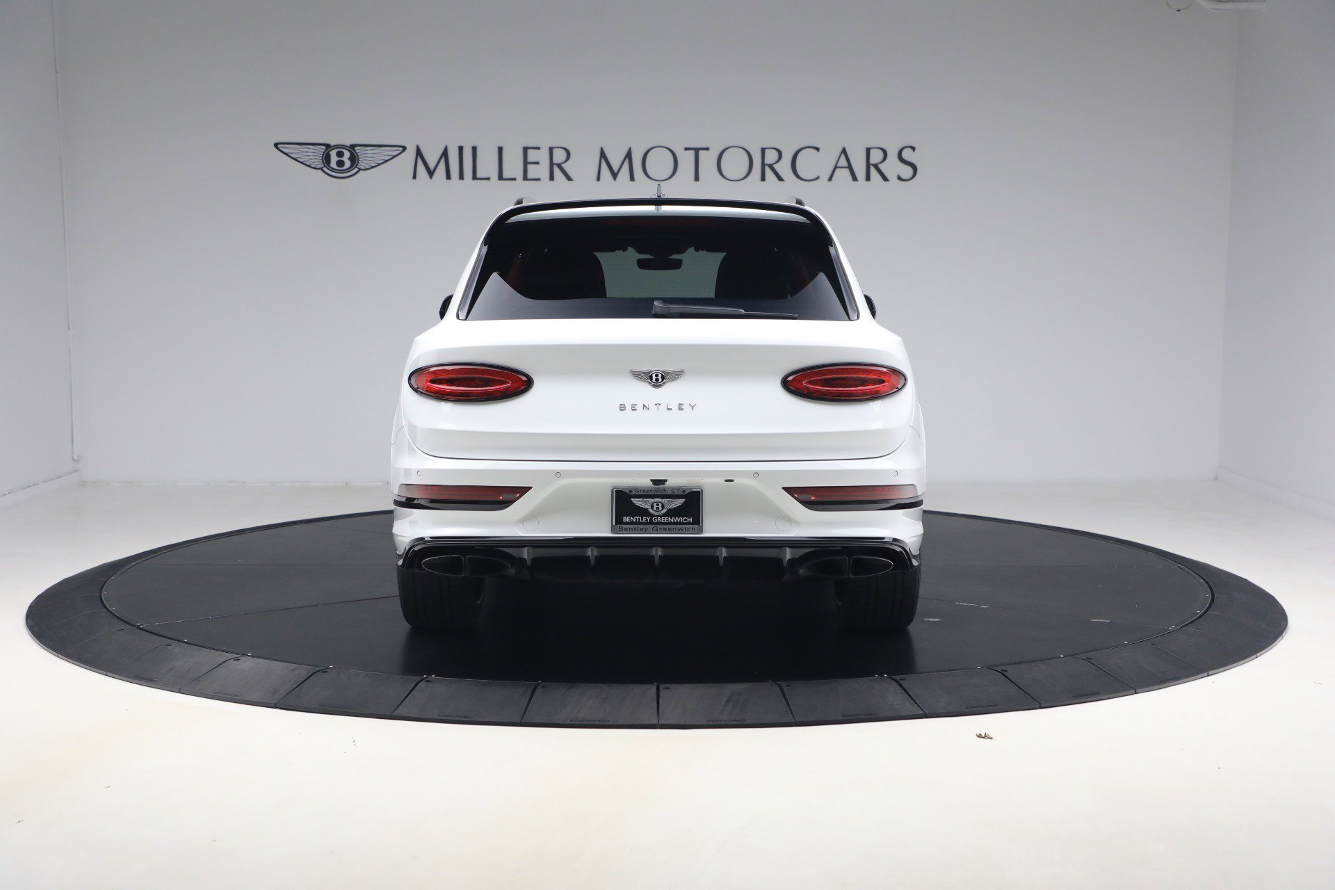 Used 2023 Bentley Bentayga AWD/4WD image 6