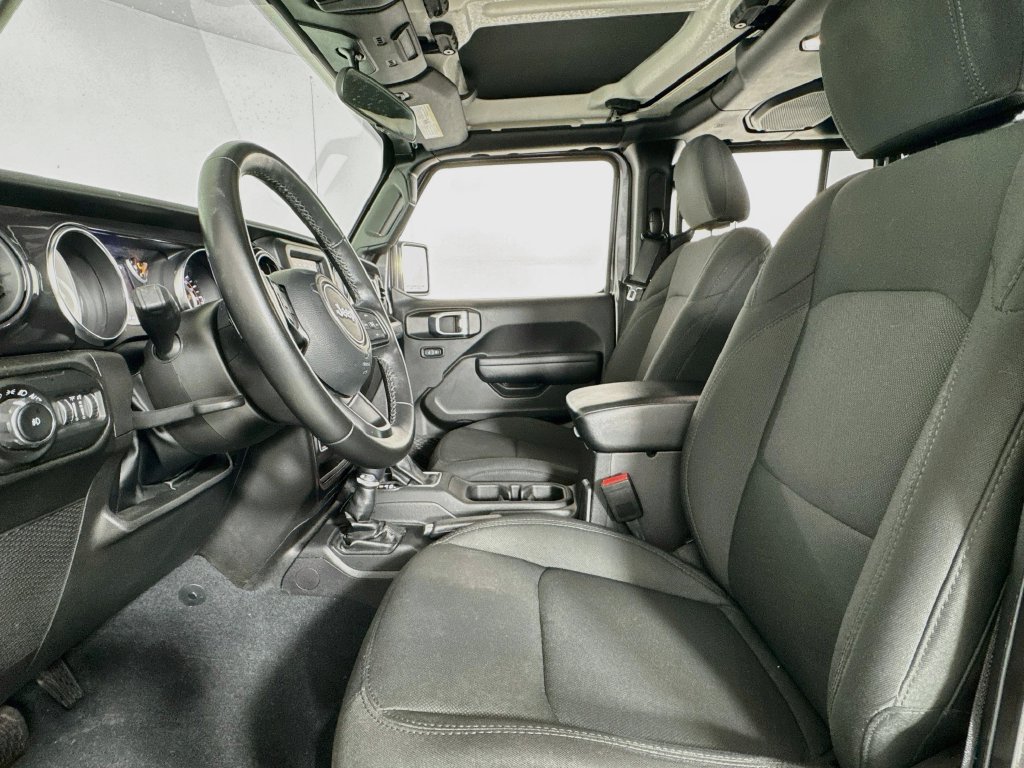 Used 2022 Jeep Wrangler Unlimited Sport AWD/4WD image 12