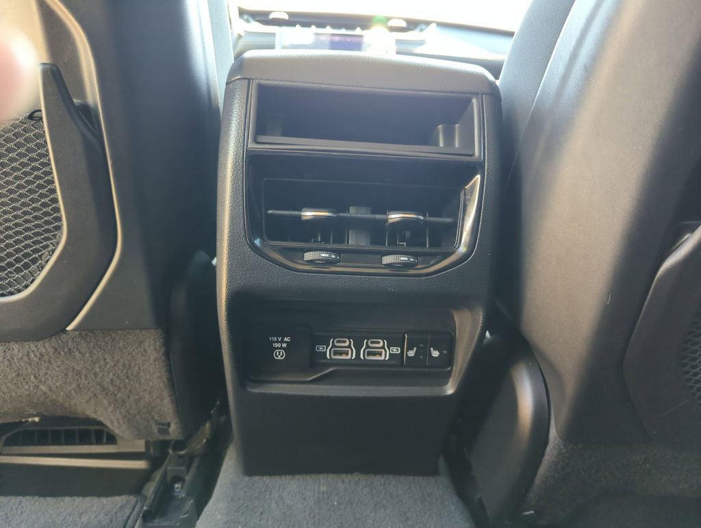 Used 2022 Jeep Grand Cherokee Limited image 33