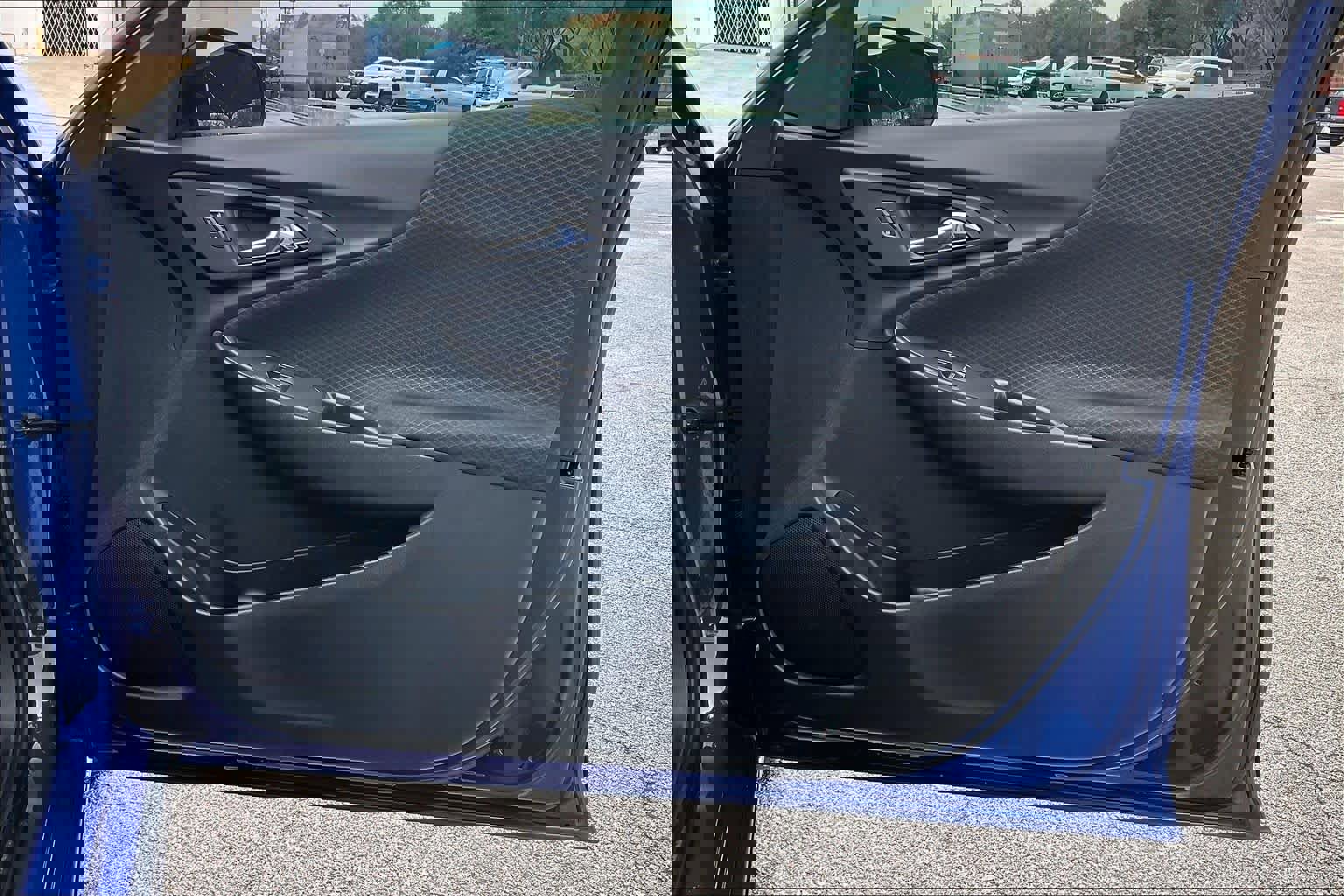 Used 2023 Chevrolet Malibu RS image 21