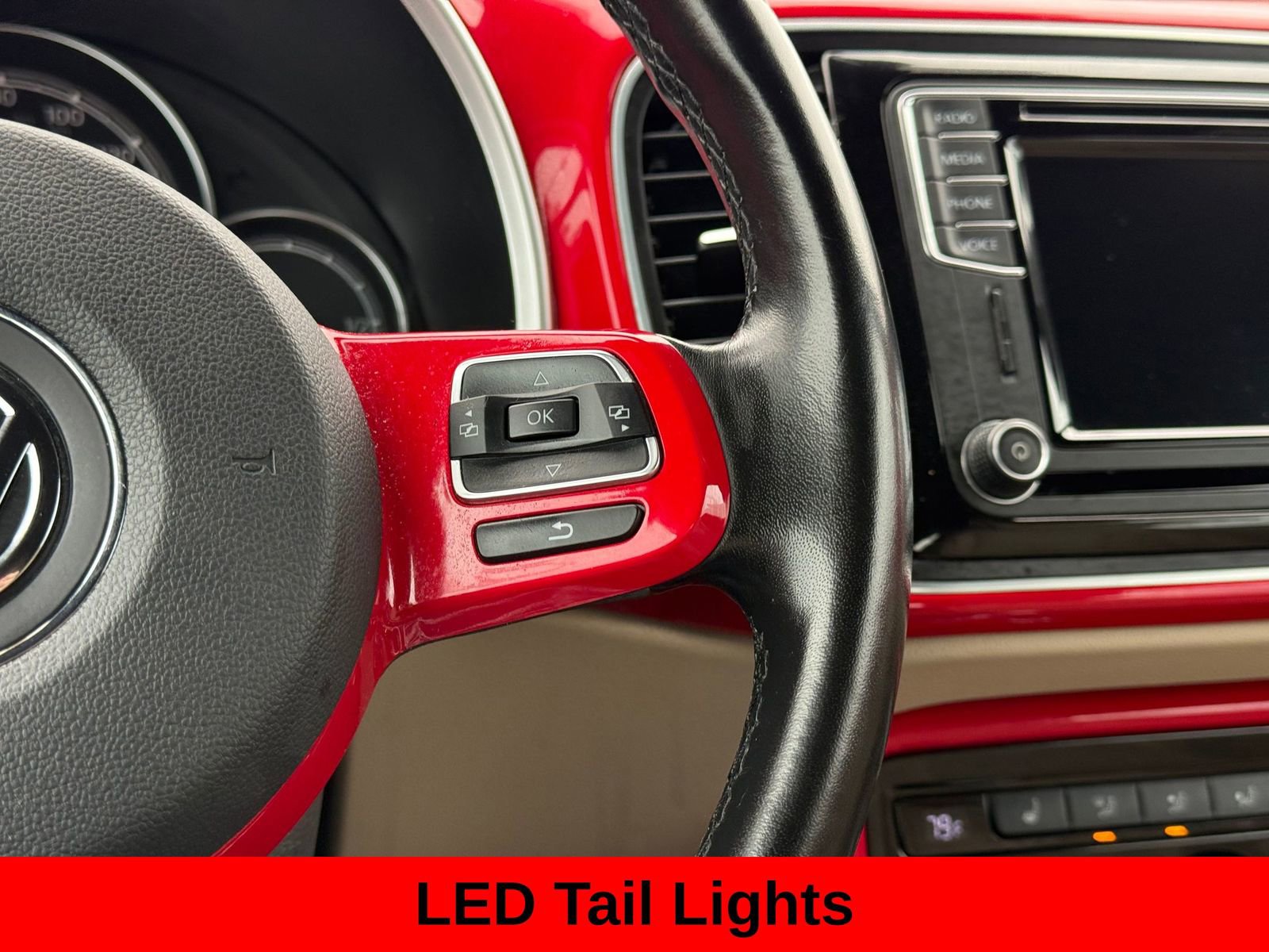 Used 2019 Volkswagen Beetle 2.0T SE image 16