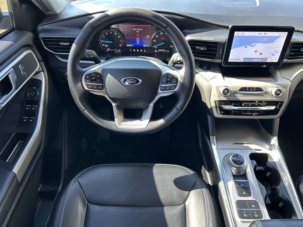 Used 2022 Ford Explorer XLT w/ Equipment Group 202A image 13