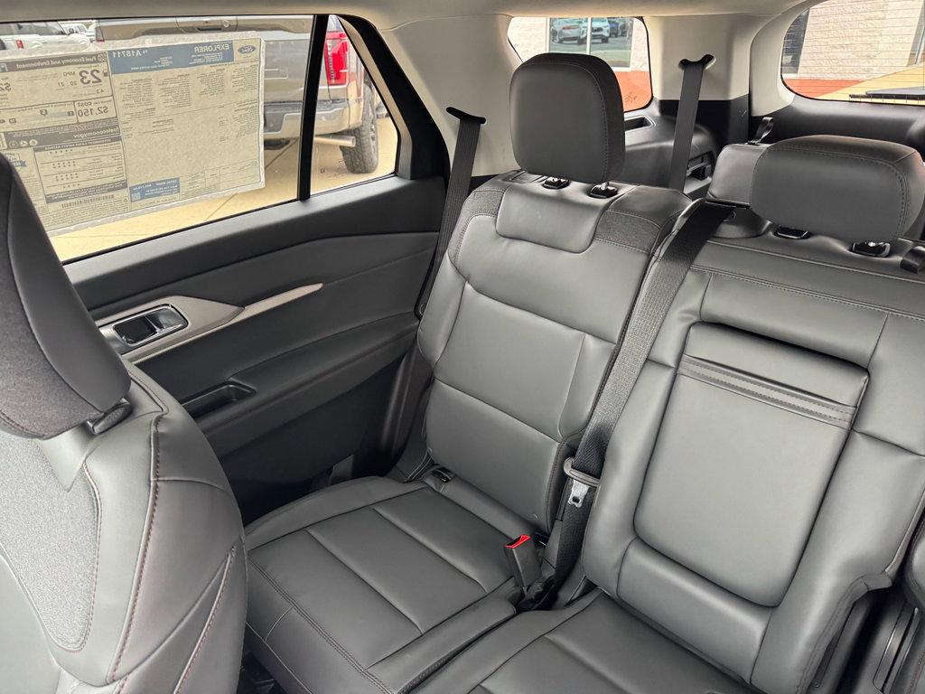 New 2026 Ford Explorer Active w/ Active Comfort Package image 31