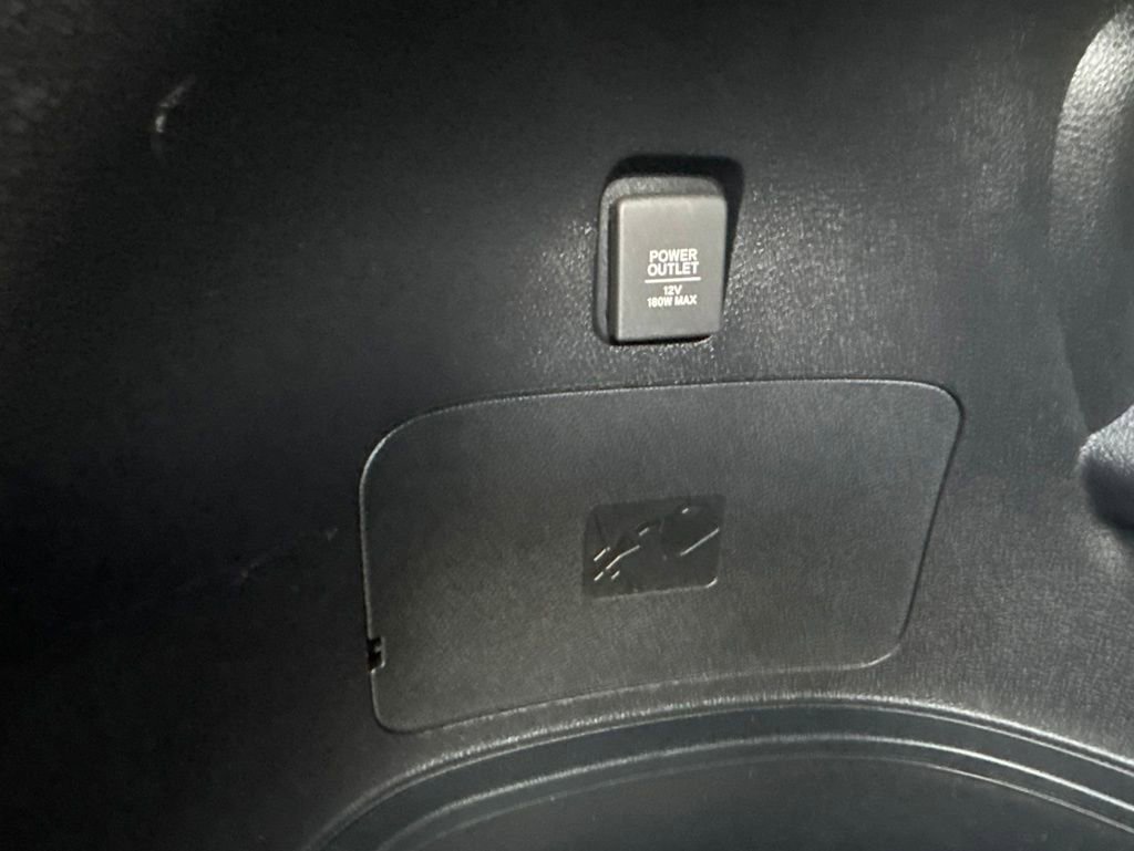 Used 2019 Honda Pilot Touring image 14