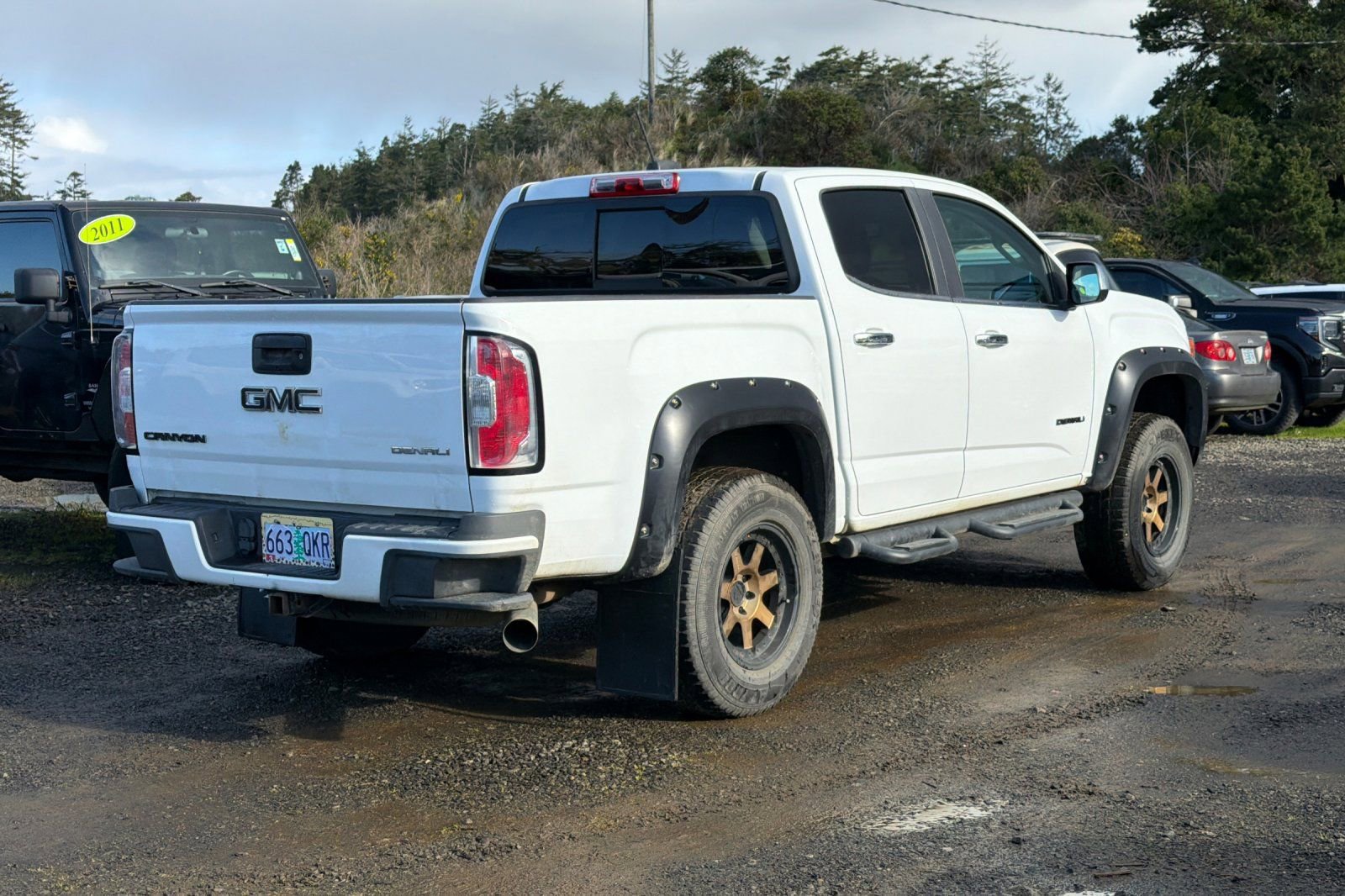 Used 2018 GMC Canyon Denali image 5