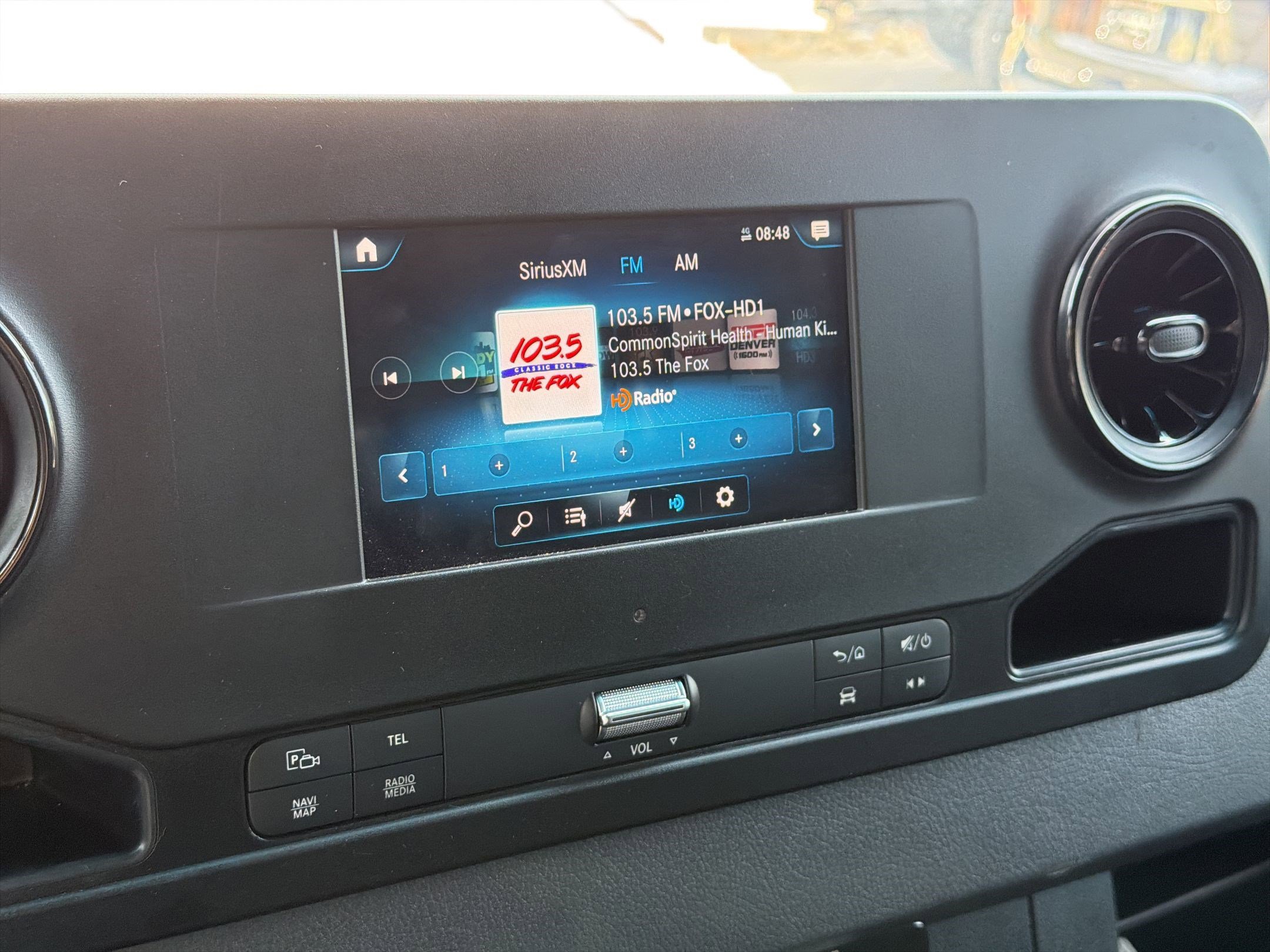 Used 2024 Mercedes-Benz Sprinter 2500 image 22