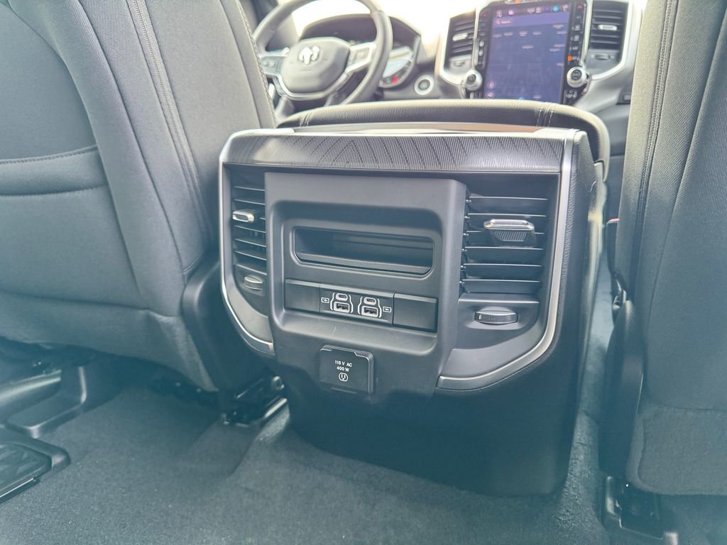 New 2026 RAM 1500 Big Horn AWD/4WD image 14